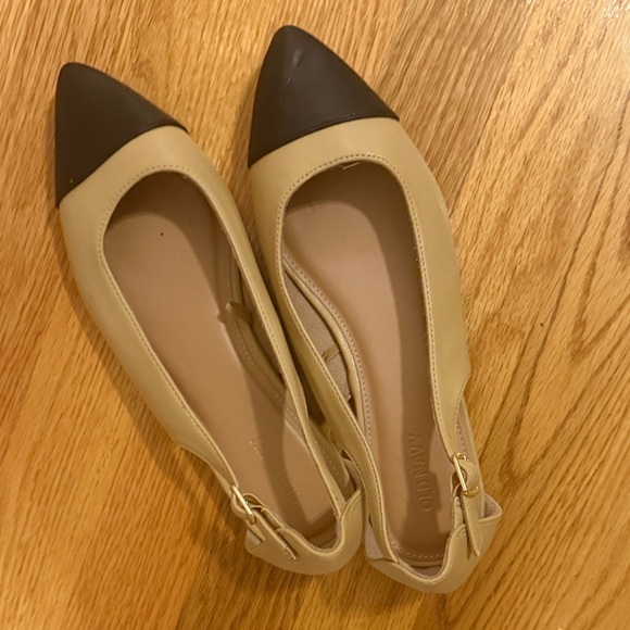 Old Navy Tan and Black Pointed Flats - Picture 1 of 8